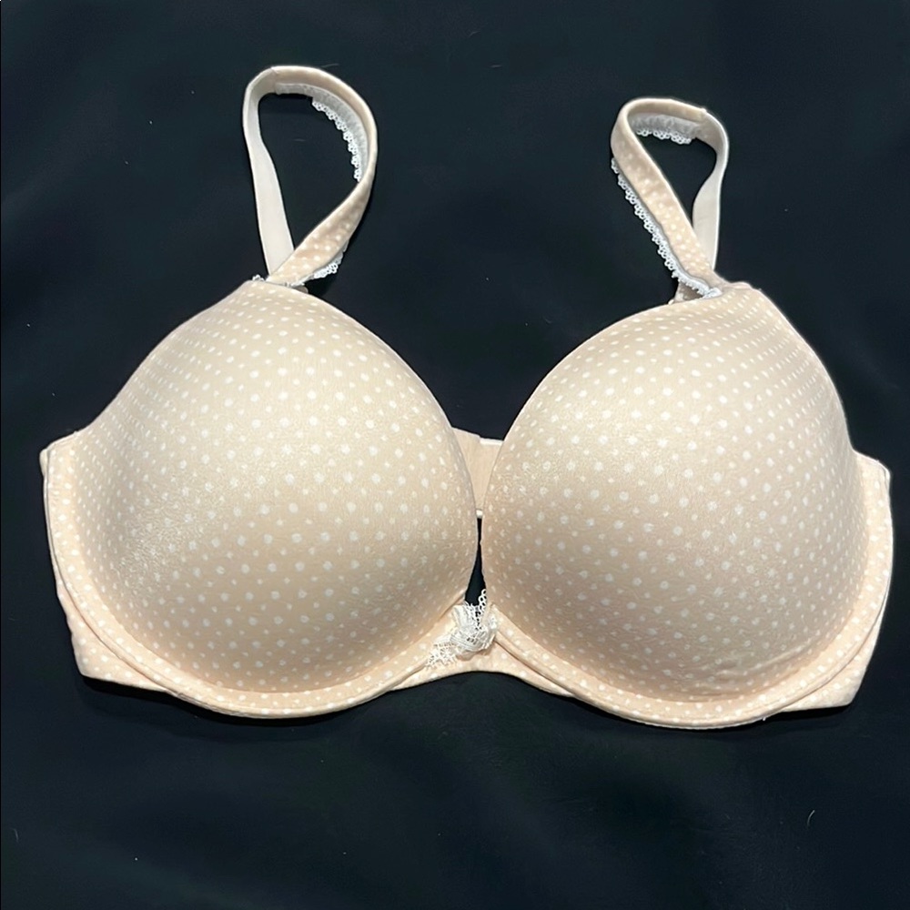 Victoria's Secret Cream Lace Bra